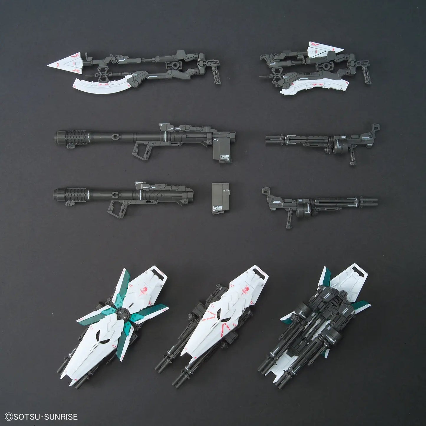 Bandai - GUNDAM - RG 1/144 RX - 0 Full Armor Unicorn Gundam - Model Kit