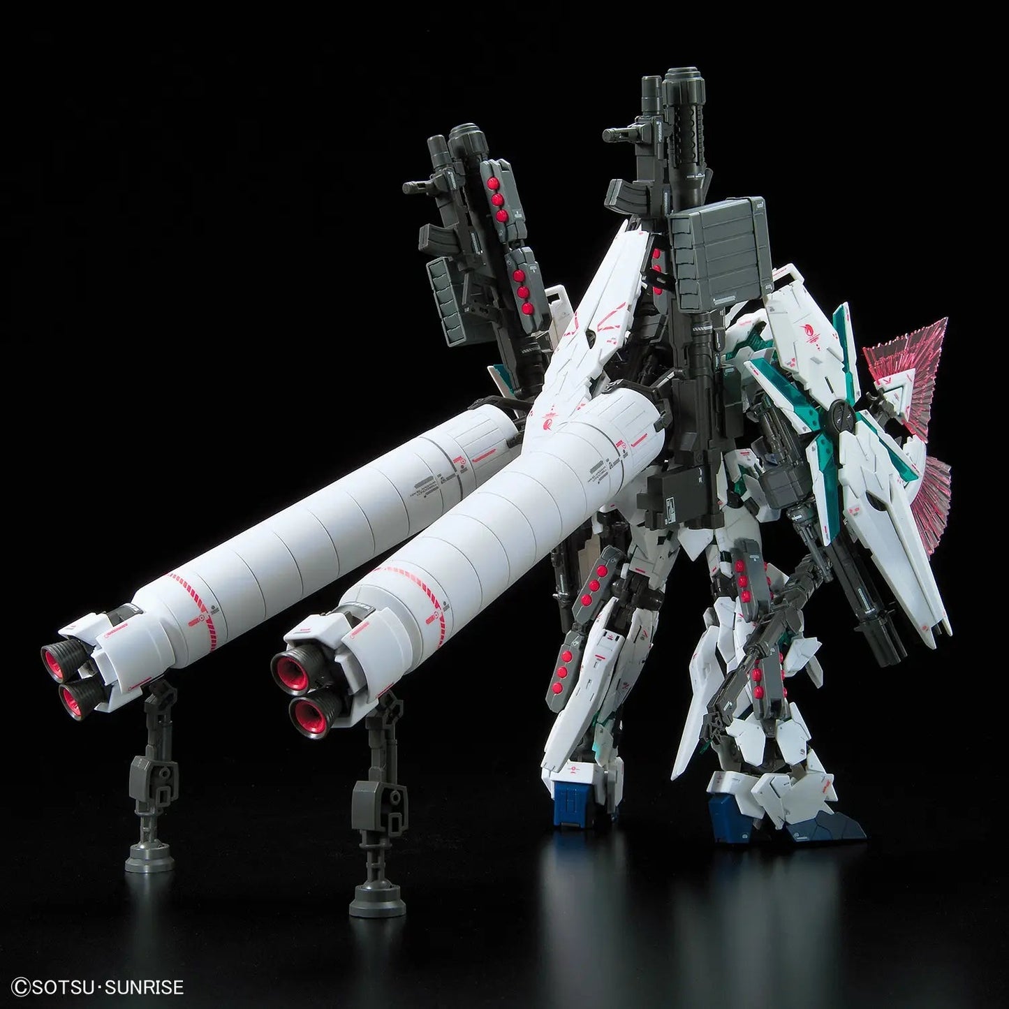 Bandai - GUNDAM - RG 1/144 RX - 0 Full Armor Unicorn Gundam - Model Kit