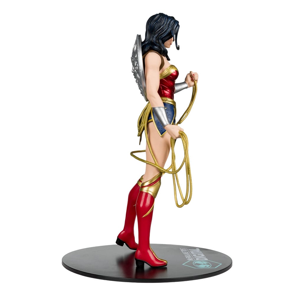 DC Direct PVC Statue 1/6 Wonder Woman by Jim Lee 30 cm by LAB7 Malta, Europe