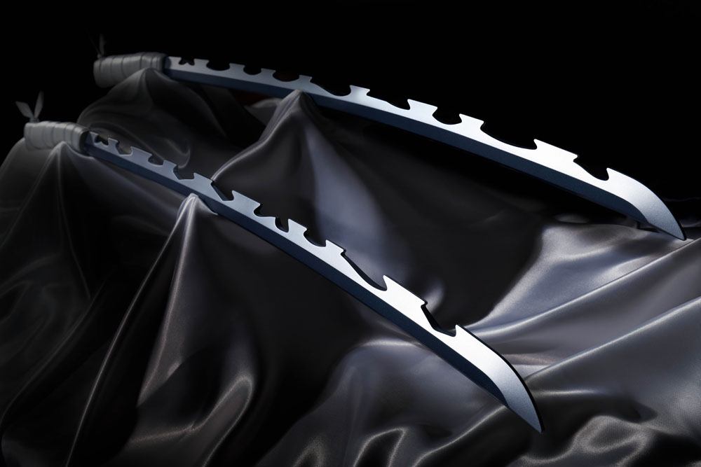 Demon Slayer Proplica Replicas 1/1 Nichirin Swords (Inosuke Hashibira) by LAB7 Malta, Europe