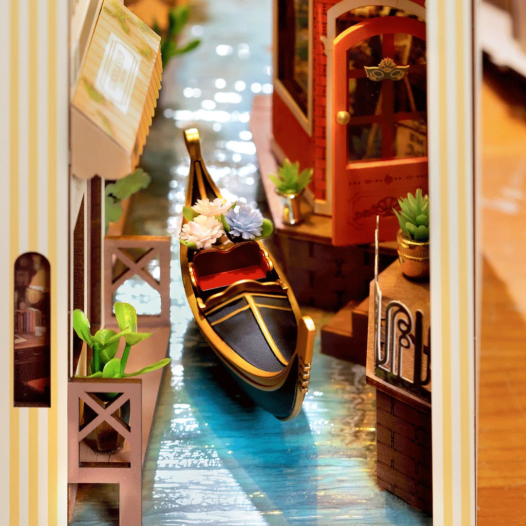 Rolife DIY Book Nook Romantic Venice Shelf Insert Kit TGB08 by LAB7 Malta, Europe