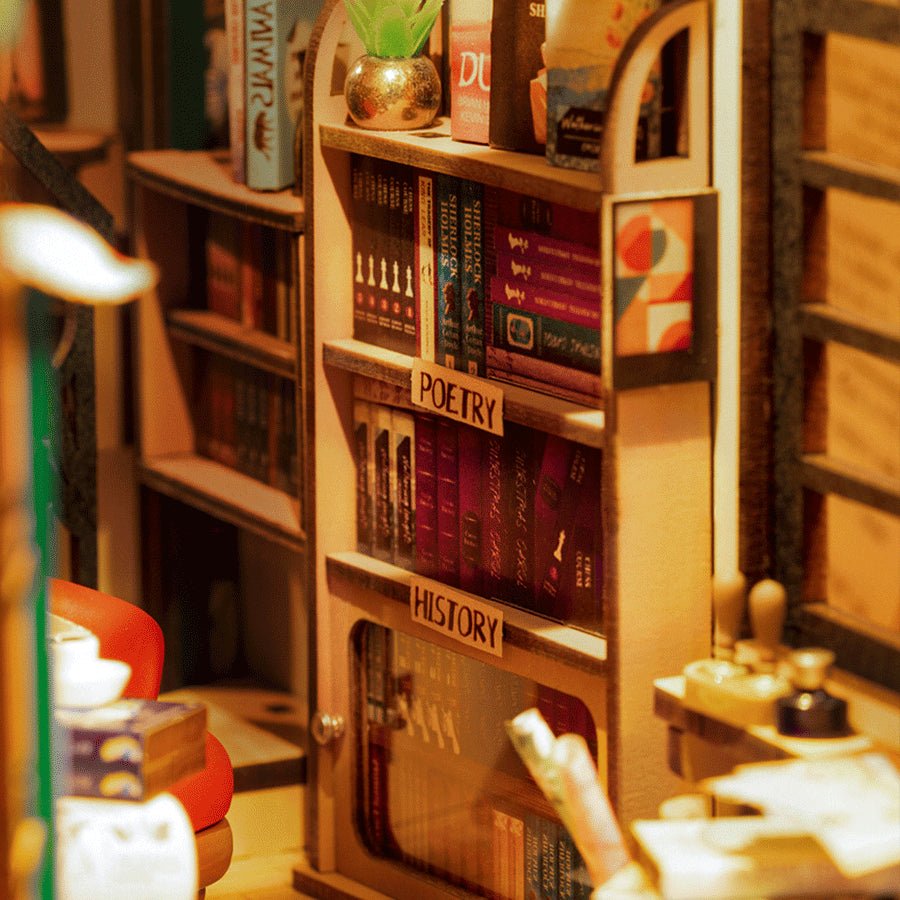 Rolife DIY Book Nook Shelf Bookstore Insert Kit TGB07 by LAB7 Malta, Europe