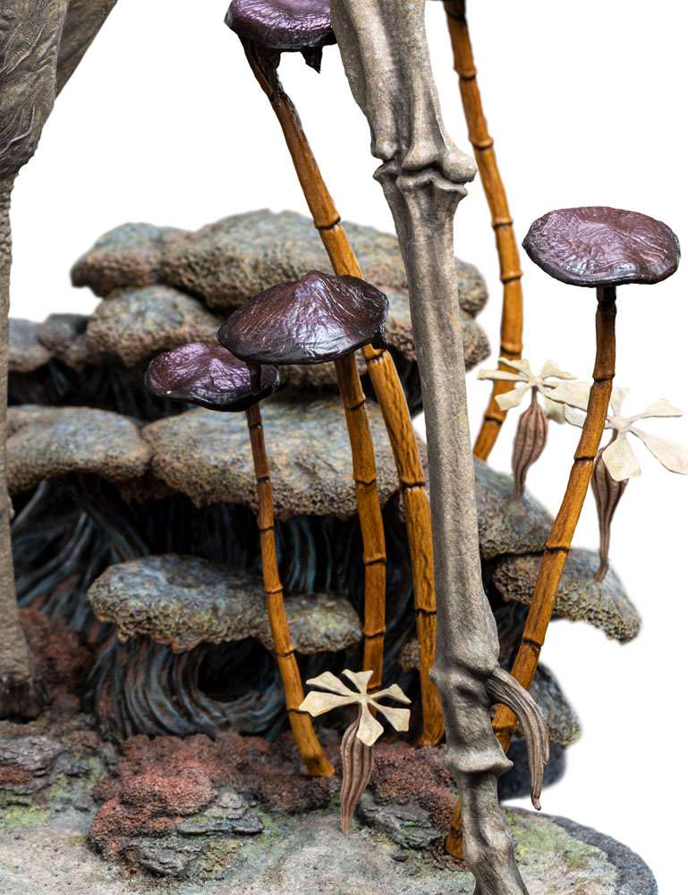 The Dark Crystal Statue 1/6 Landstrider 49 cm by LAB7 Malta, Europe