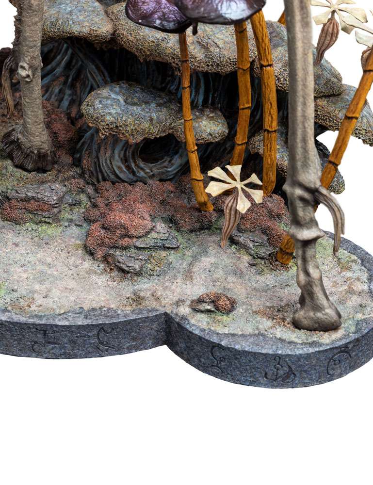 The Dark Crystal Statue 1/6 Landstrider 49 cm by LAB7 Malta, Europe