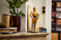 LEGO Star Wars C-3PO 75398 – Buildable Droid Display Model with Minifigure, 25th Anniversary Set