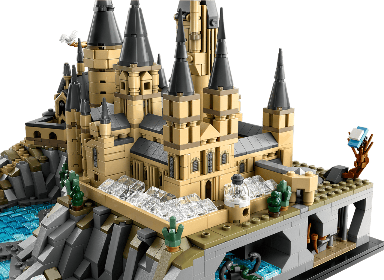 LEGO Harry Potter Hogwarts Castle and Grounds 76419 – 2,660-Piece Collectible Hogwarts Display Set for Adults