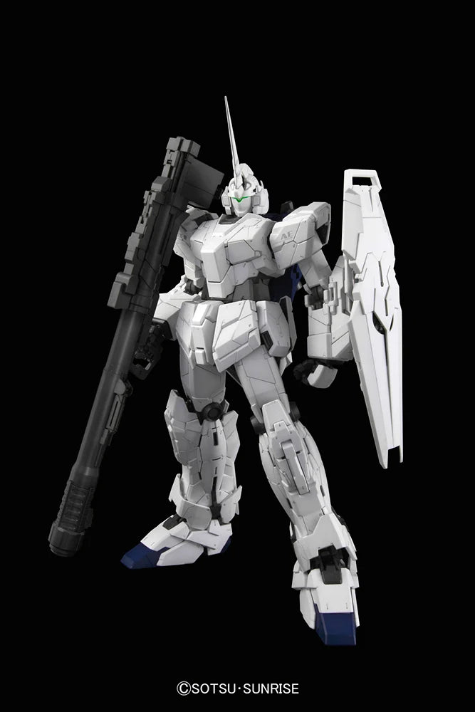 GUNDAM - Model Kit - PG Unicorn RX-0 1/60