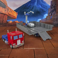 Transformers Studio Series Commander Optimus Prime Figure 17.5cm