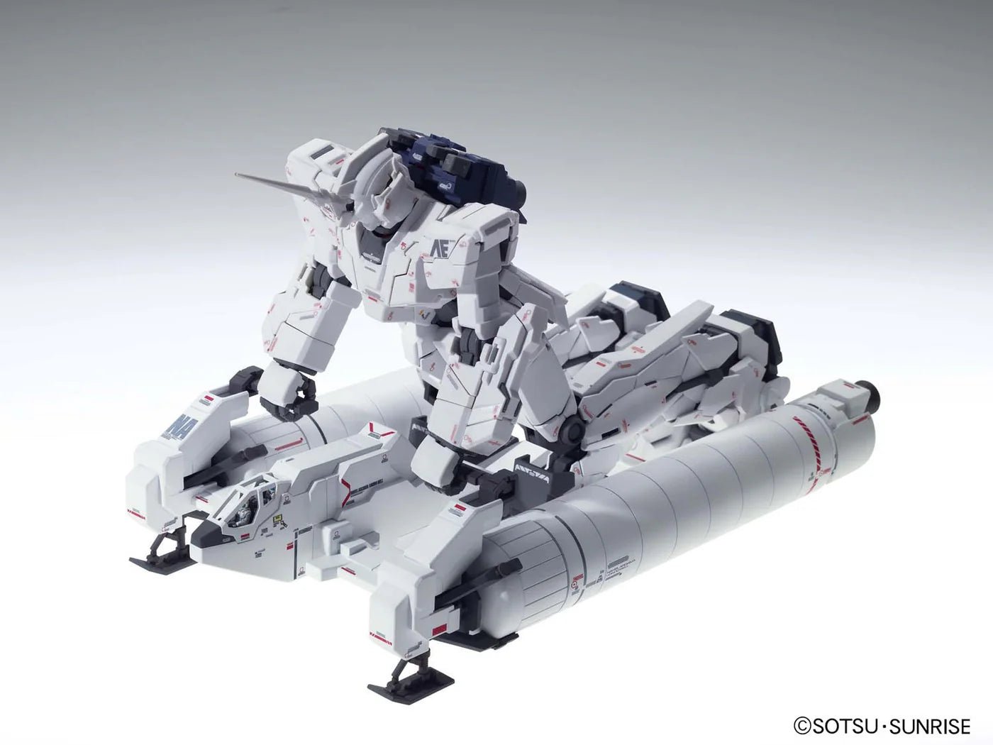 Bandai - Bandai Gundam MG 1/100 Full Armor Unicorn Ver.Ka Model Kit