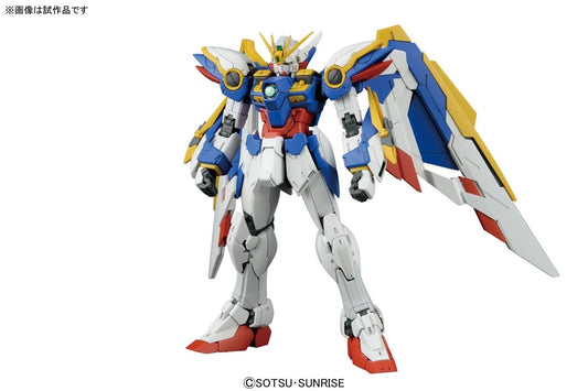 GUNDAM - RG 1/144 XXXG-01W Wing Gundam EW - Model Kit 13cm