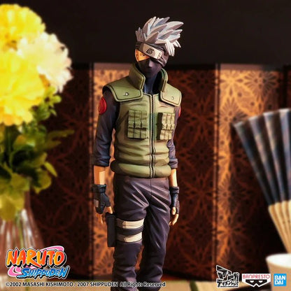 Banpresto - NARUTO SHIPPUDEN - Hatake Kakashi - Grandista Manga Dimension 19cm