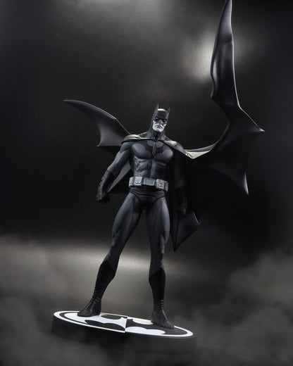 Buy Batman Black & White Statue by Jorge Jimenez 27cm 2 - fast Malta shipping across Europe. Limited stock, secure checkout. Order now!