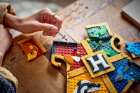 LEGO Harry Potter Hogwarts House Crest 76462 – 545-Piece Hogwarts Display Set with Hidden Magical Treasures