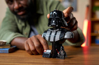 LEGO Star Wars Darth Vader Bust 75439 – 349-Piece Collectible Display Model with Minifigure