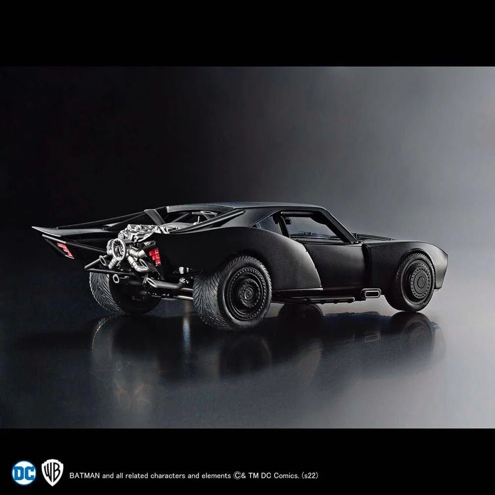 DC COMICS - Batman 1/35 Batmobile (The Batman Ver.) - Model Kit by LAB7 Malta, Europe