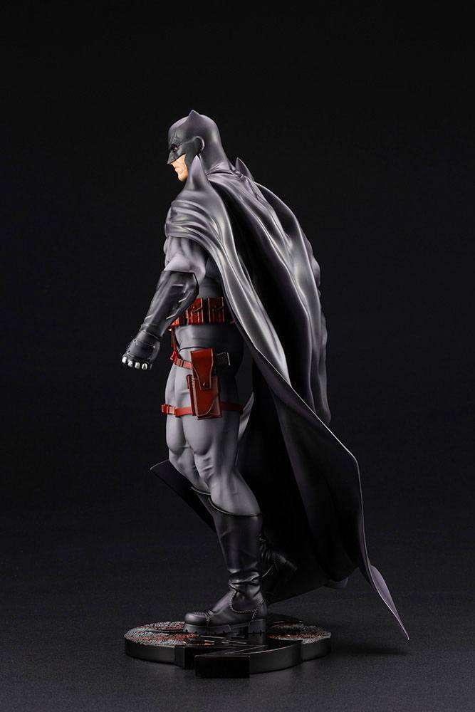 DC Comics Elseworld Series ARTFX Statue 1/6 Batman Thomas Wayne 33 cm by LAB7 Malta, Europe