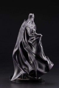 DC Comics Elseworld Series ARTFX Statue 1/6 Batman Thomas Wayne 33 cm by LAB7 Malta, Europe