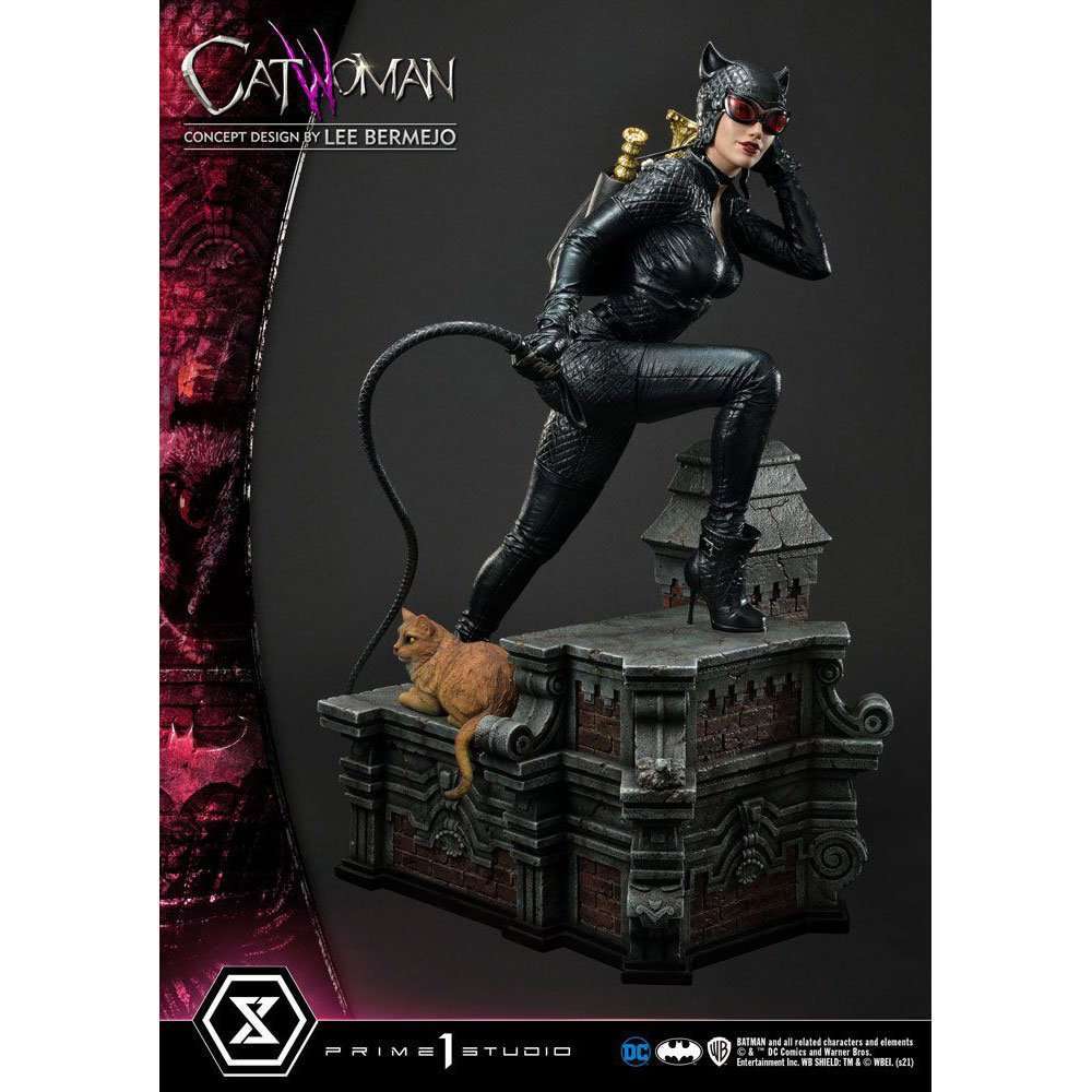 DC Comics Statue 1/3 Catwoman 69 cm by LAB7 Malta, Europe