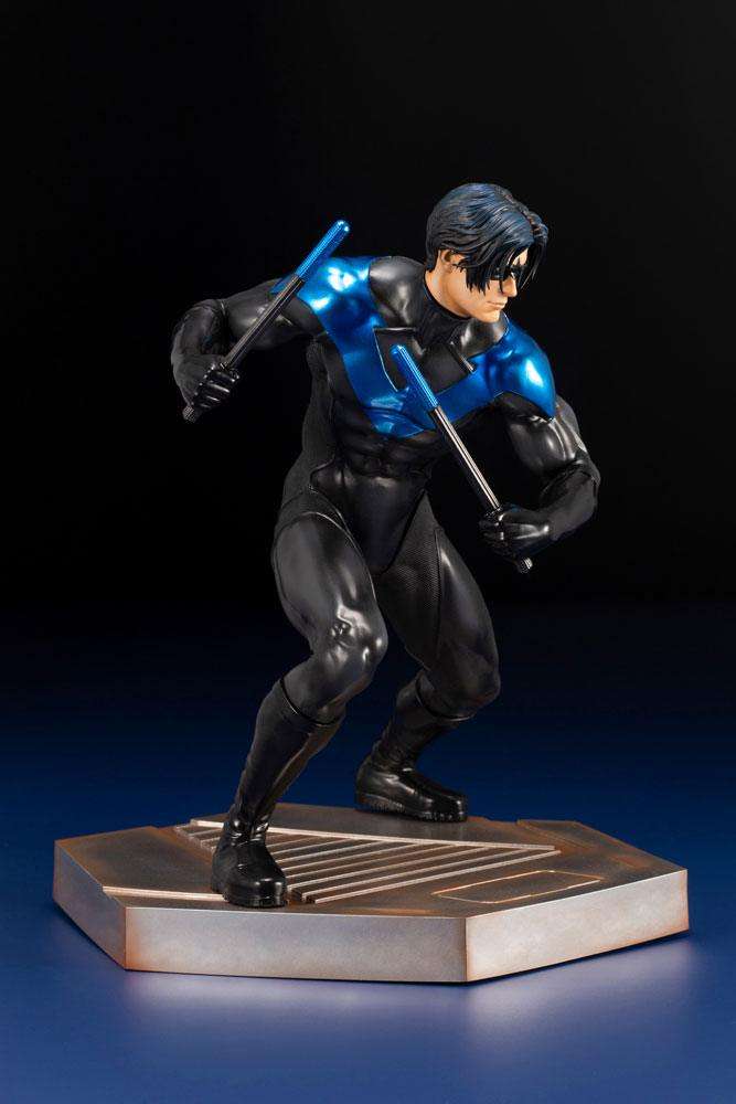DC Comics Teen Titans Series ARTFX Statue 1/6 Nightwing 25 cm by LAB7 Malta, Europe