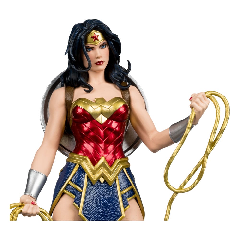 DC Direct PVC Statue 1/6 Wonder Woman by Jim Lee 30 cm by LAB7 Malta, Europe