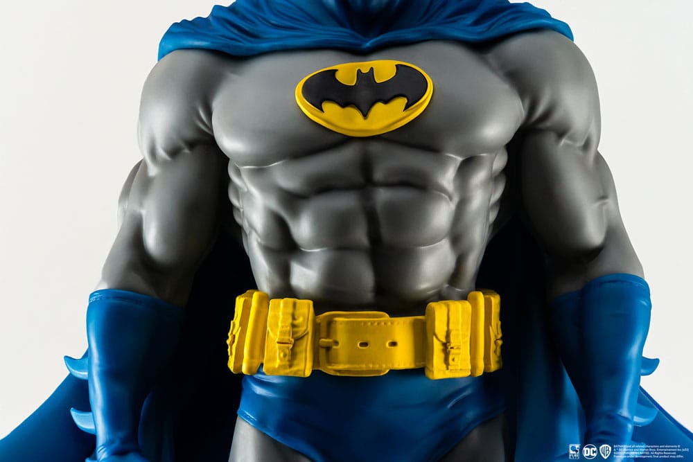 DC HEROES : Batman PX PVC 1/8 Statue Classic Version by LAB7 Malta, Europe