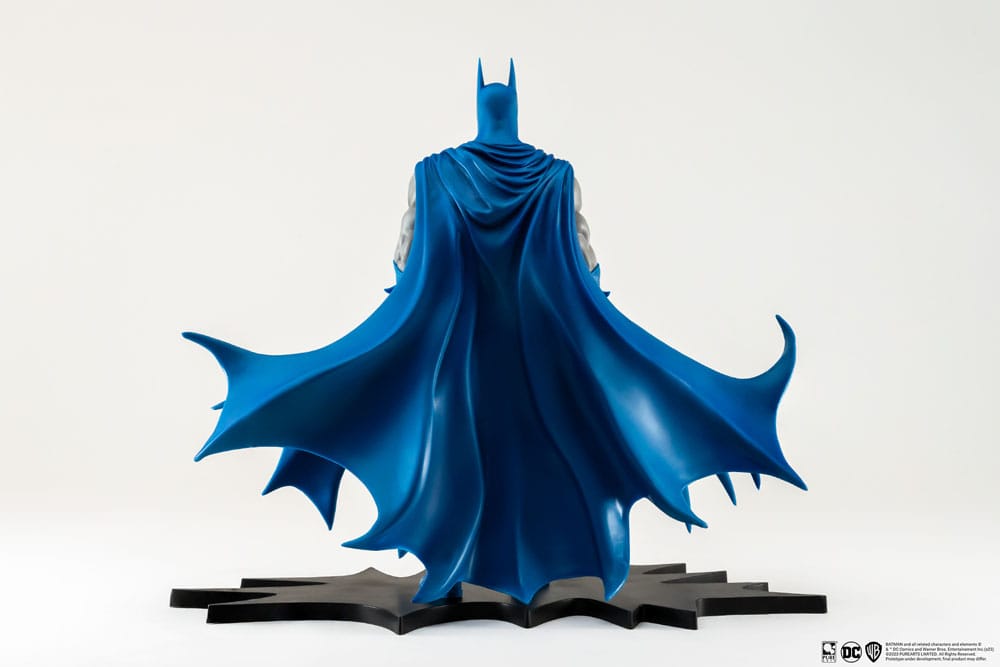 DC HEROES : Batman PX PVC 1/8 Statue Classic Version by LAB7 Malta, Europe