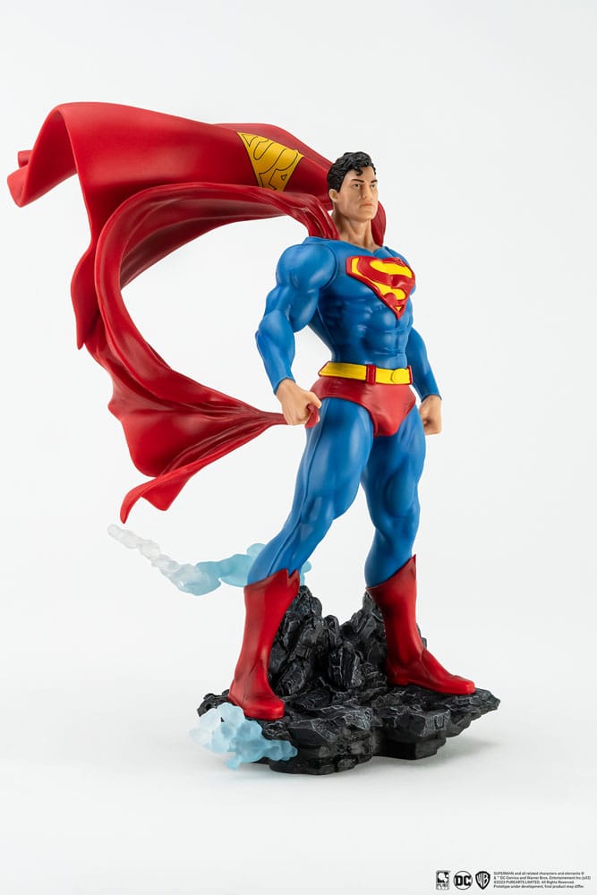 DC HEROES : Superman Classic PX PVC 1/8 Statue by LAB7 Malta, Europe