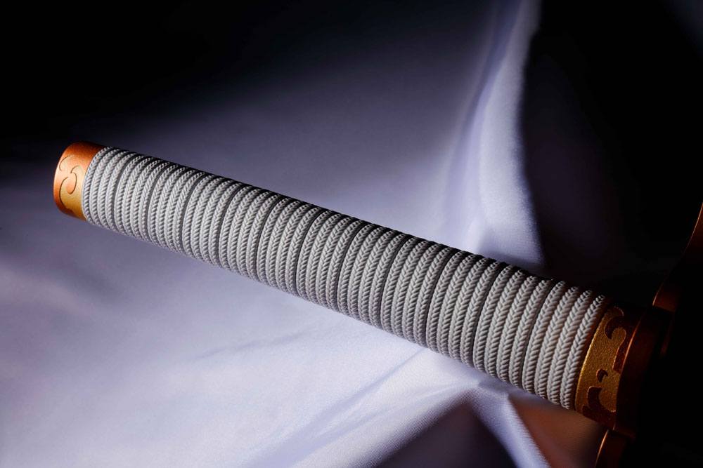 Demon Slayer: Kimetsu no Yaiba Proplica Replica 1/1 Broken Nichirin Sword (Kyojuro Rengoku) by LAB7 Malta, Europe