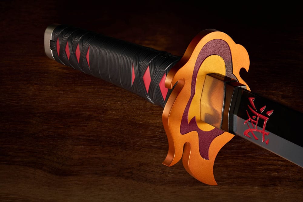 Demon Slayer Nichirin Sword Tanjiro Proplica 88 Cm in Malta | LAB7