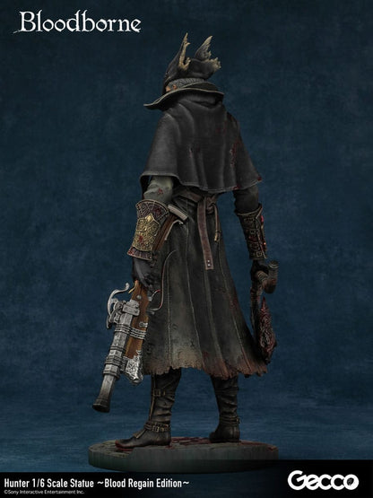 Gecco - Bloodborne Hunter “Blood Regain” PVC Statue 32 cm