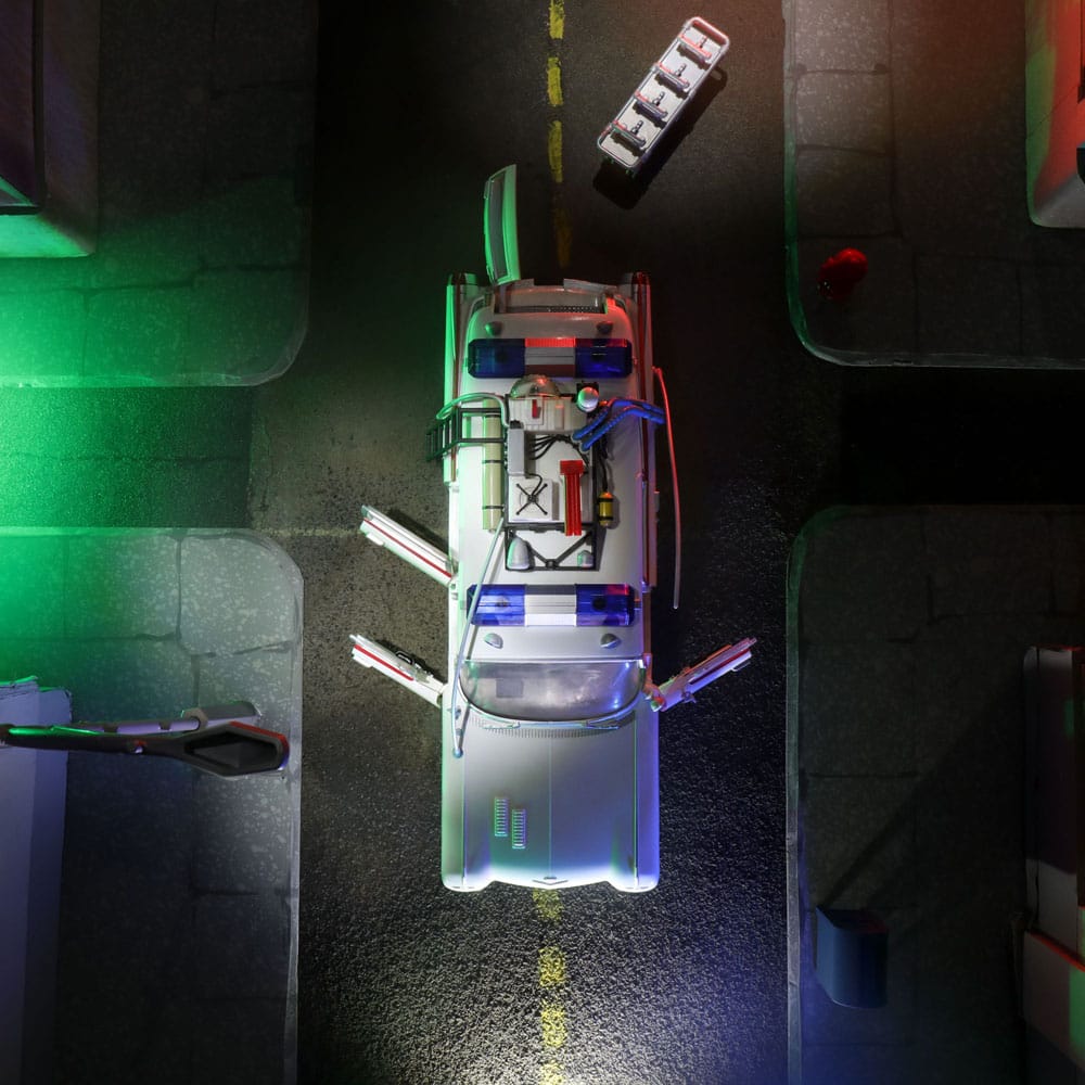 Hasbro Ghostbusters Plasma Series 1/18 Ecto-1 (1984) – Premium Collectible Vehicle in Malta | LAB7