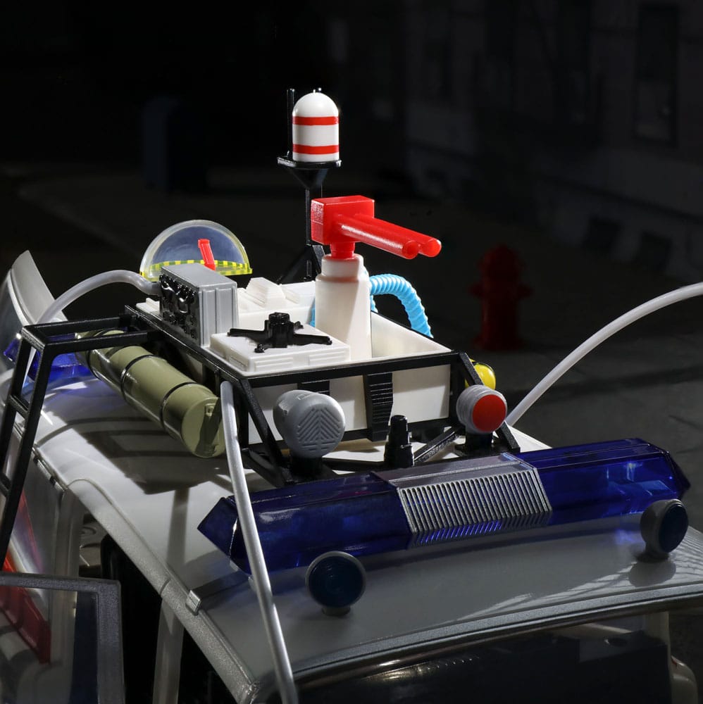 Hasbro Ghostbusters Plasma Series 1/18 Ecto-1 (1984) – Premium Collectible Vehicle in Malta | LAB7