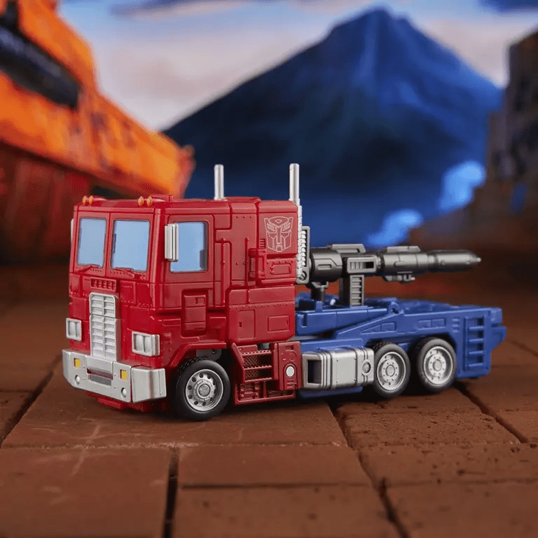 Hasbro Transformers Studio Series Commander Optimus Prime Figure 17.5cm in Malta | LAB7