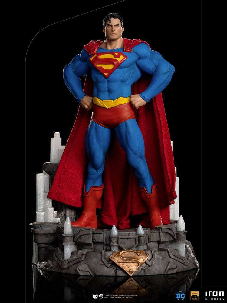 Front view of the 26cm Iron Studios Superman Unleashed 1/10 scale statue in a classic pose on a fortress base.