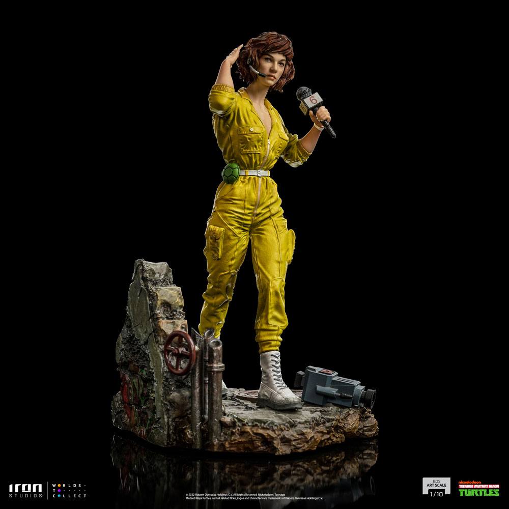 Iron Studios Teenage Mutant Ninja Turtles Art Scale Statue 1/10 April O'Neal in Malta | LAB7
