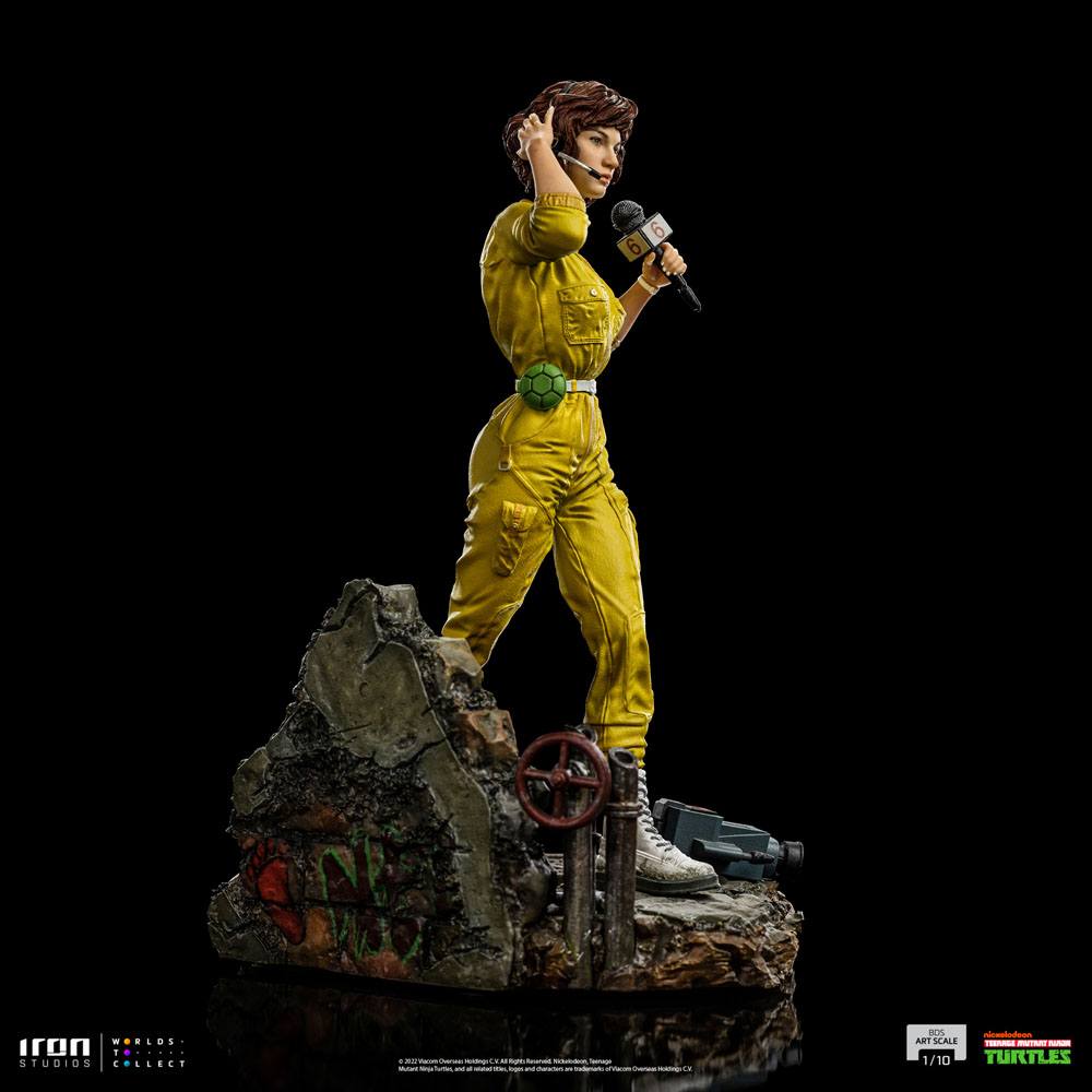 Iron Studios Teenage Mutant Ninja Turtles Art Scale Statue 1/10 April O'Neal in Malta | LAB7