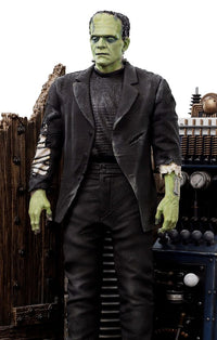 Iron Studios Universal Monsters Deluxe Art Scale Statue 1/10 Frankenstein Monster in Malta | LAB7