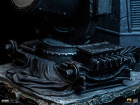 Iron Studios Zack Snyder's Justice League Deluxe Art Scale Statue 1/10 Batman on Batsignal in Malta | LAB7