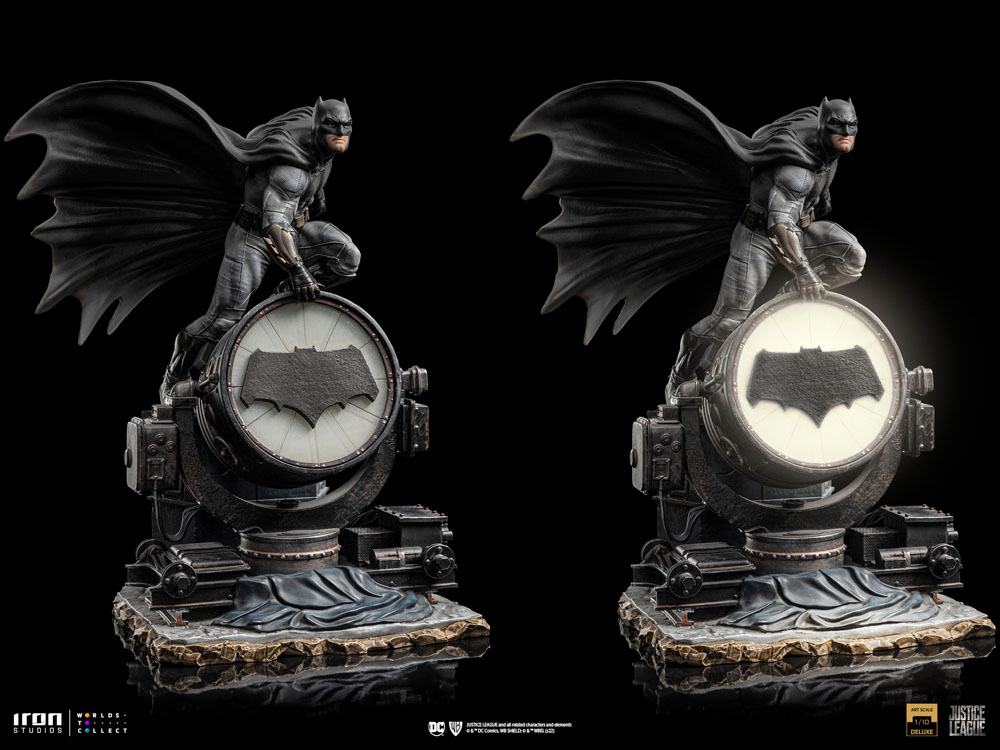 Iron Studios Zack Snyder's Justice League Deluxe Art Scale Statue 1/10 Batman on Batsignal in Malta | LAB7