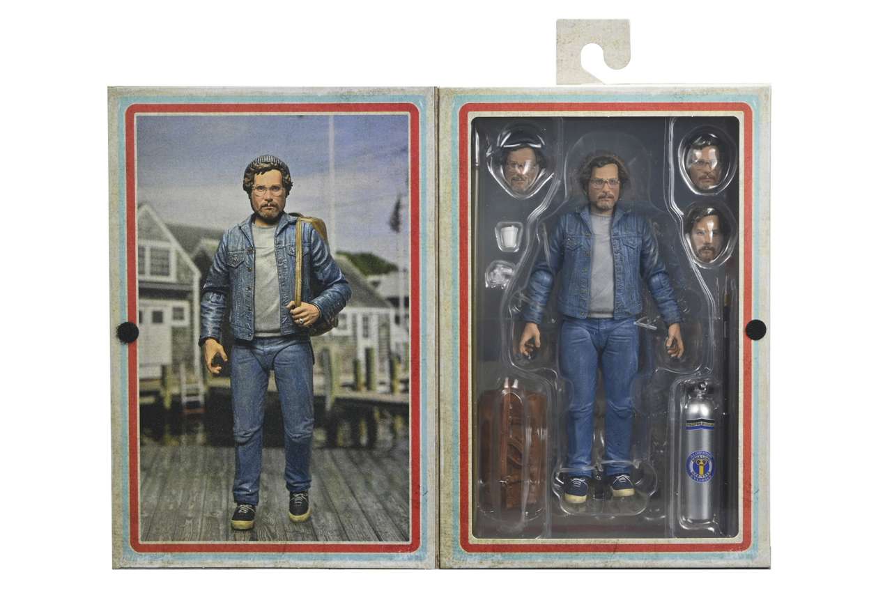 Jaws 50th Anniversary Hooper Amity Arrival Ultimate Action Figure – NECA by LAB7 Malta, Europe