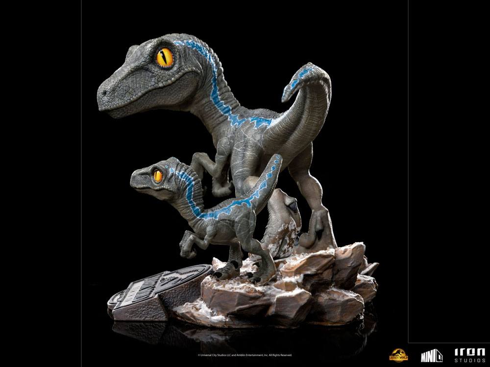 Jurassic World Dominion Mini Co. PVC Figure Blue and Beta 13 cm by LAB7 Malta, Europe