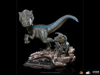 Jurassic World Dominion Mini Co. PVC Figure Blue and Beta 13 cm by LAB7 Malta, Europe