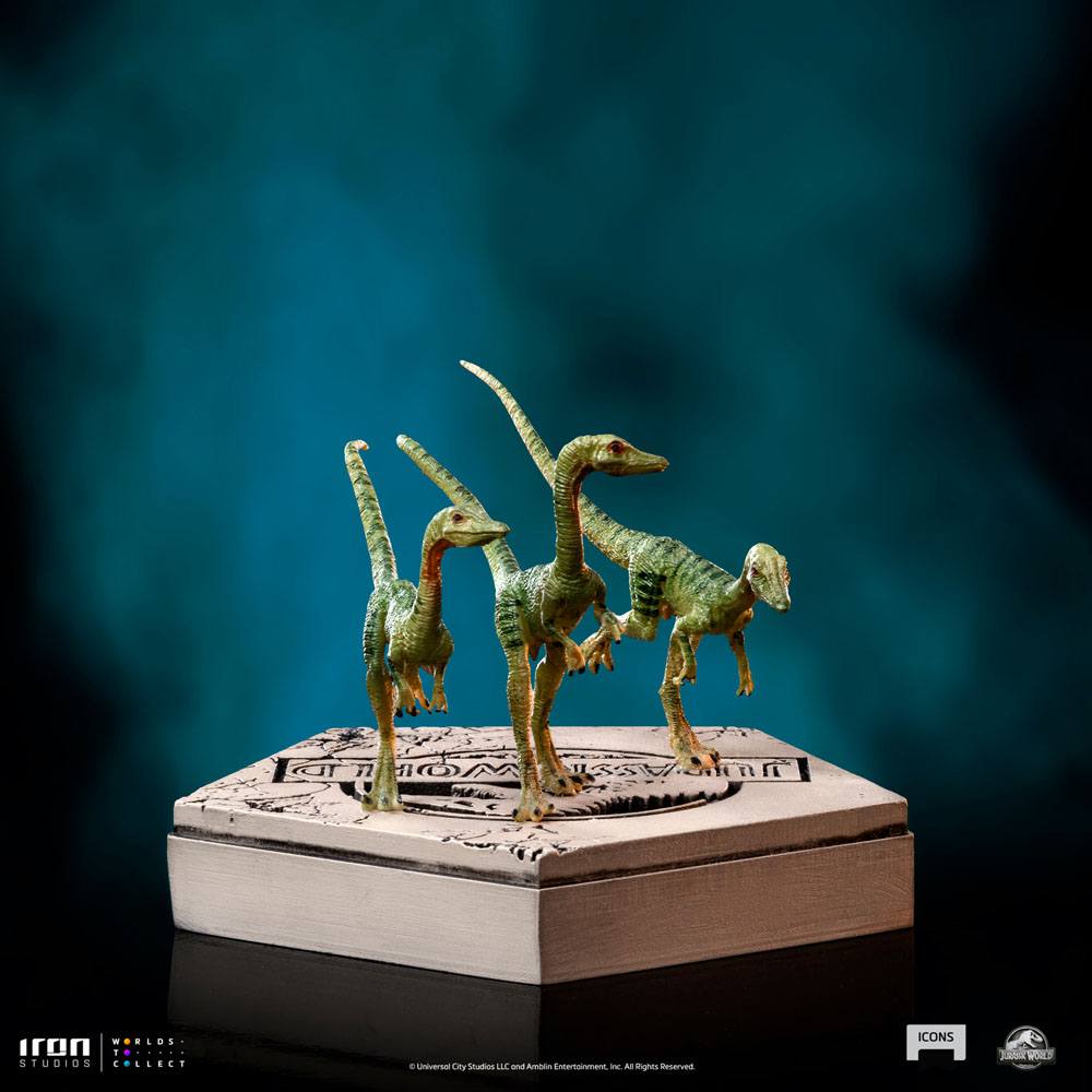 Jurassic World Icons Statue Compsognathus 5 cm by LAB7 Malta, Europe