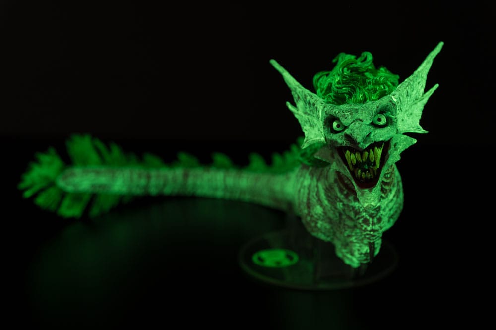 Dark Nights: Metal DC Multiverse Action Figure – The Joker Dragon Glow in the Dark Edition (25 cm) - Gold Label by LAB7 Malta
