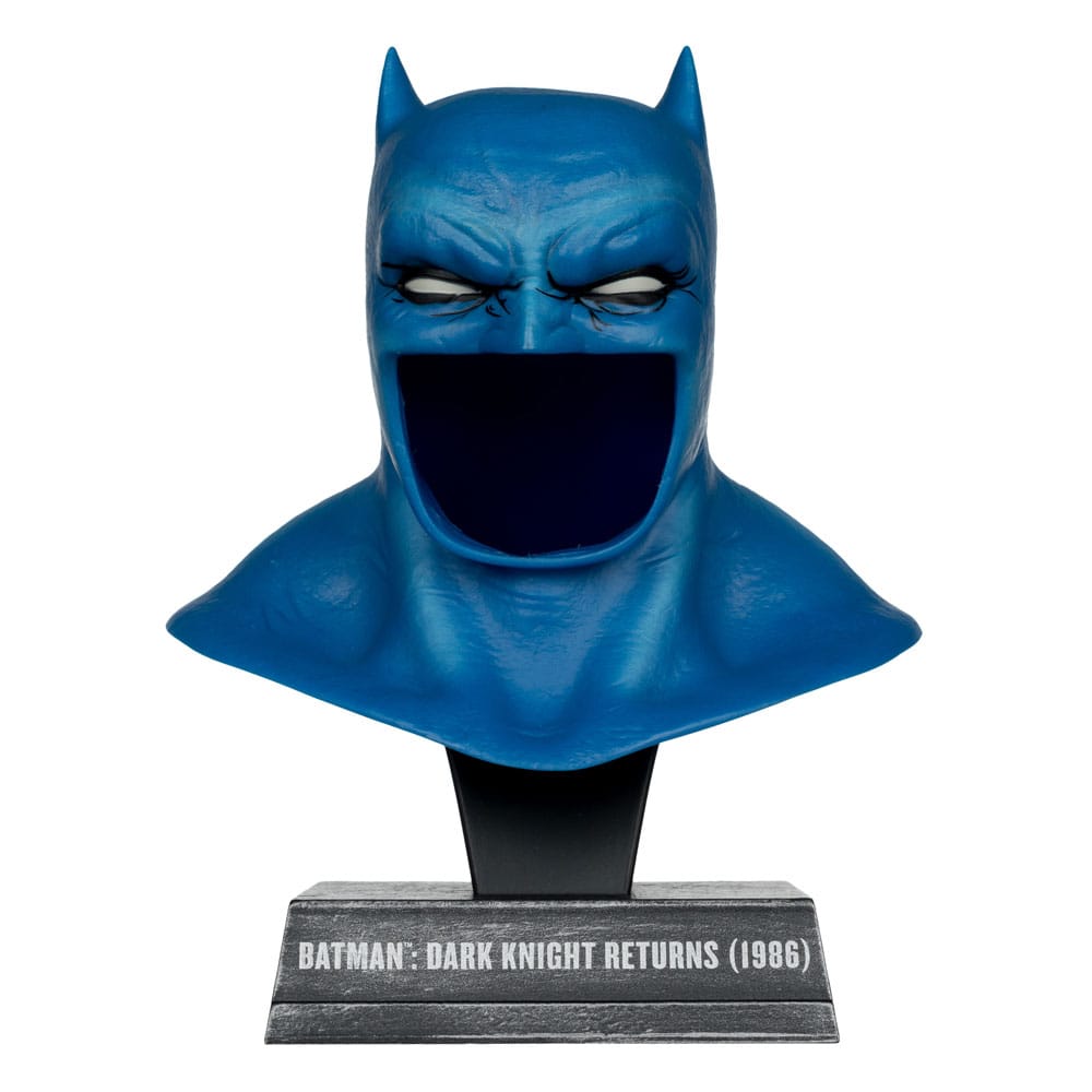 The Dark Knight Returns Batman Cowl Replica 1/3 Scale in Malta | LAB7