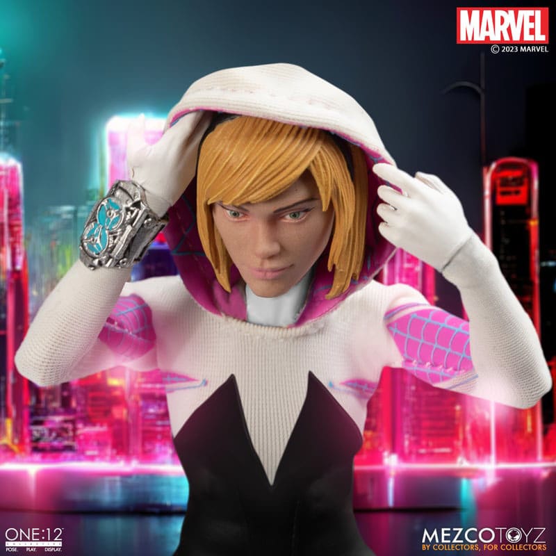 Mezco One:12 Collective Ghost-Spider Action Figure 16cm – Marvel Earth-65 in Malta | LAB7