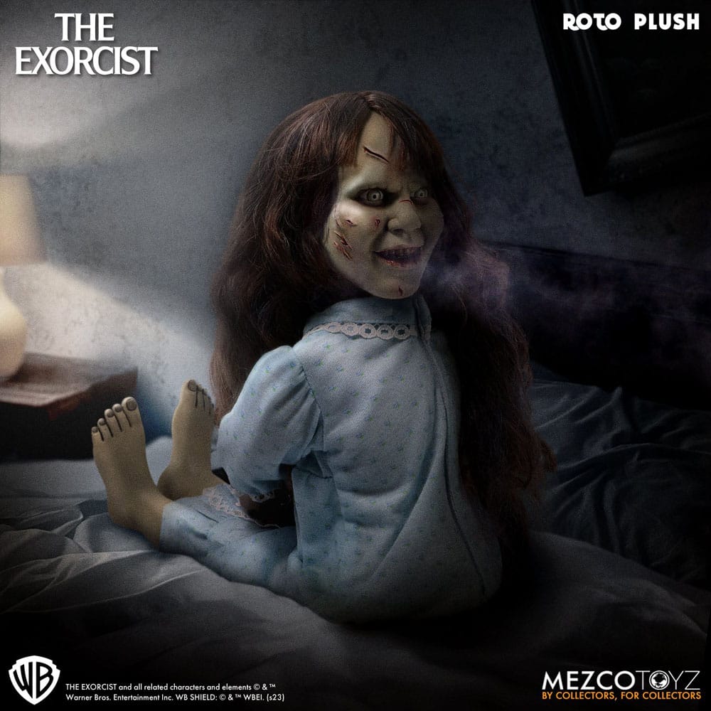 Mezco The Exorcist Regan MacNeil – MDS Roto Plush Doll 46cm in Malta | LAB7