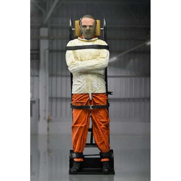 NECA Silence of the Lambs Hannibal Lecter Horror Figure 17cm in Malta | LAB7