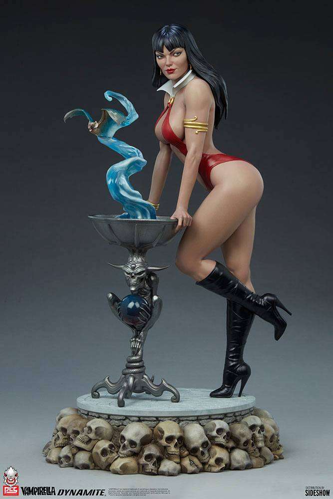 PCS Vampirella Statue 1/3 67 cm by LAB7 Malta, Europe