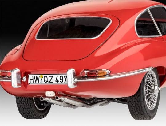 Revell Jaguar E-Type (Coupé) Model Kit (1:24 Scale)